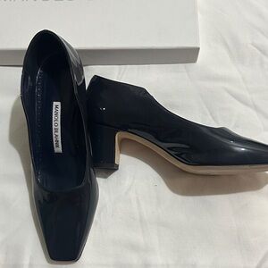 Manolo Blahnik Glossy Black Heels